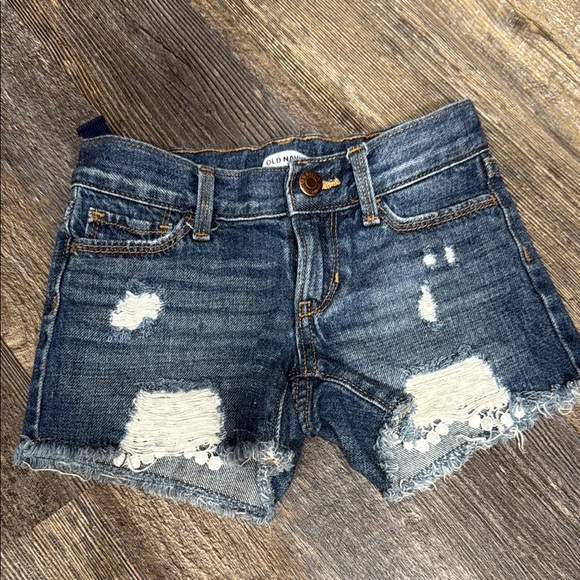 Old Navy Blue Jean Distressed Shorts - Picture 1 of 7